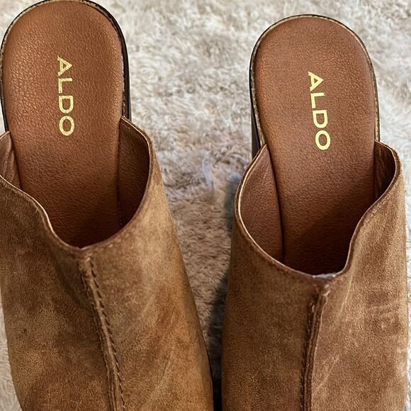 Aldo brown wedge.   Size 37. - Picture 8 of 8
